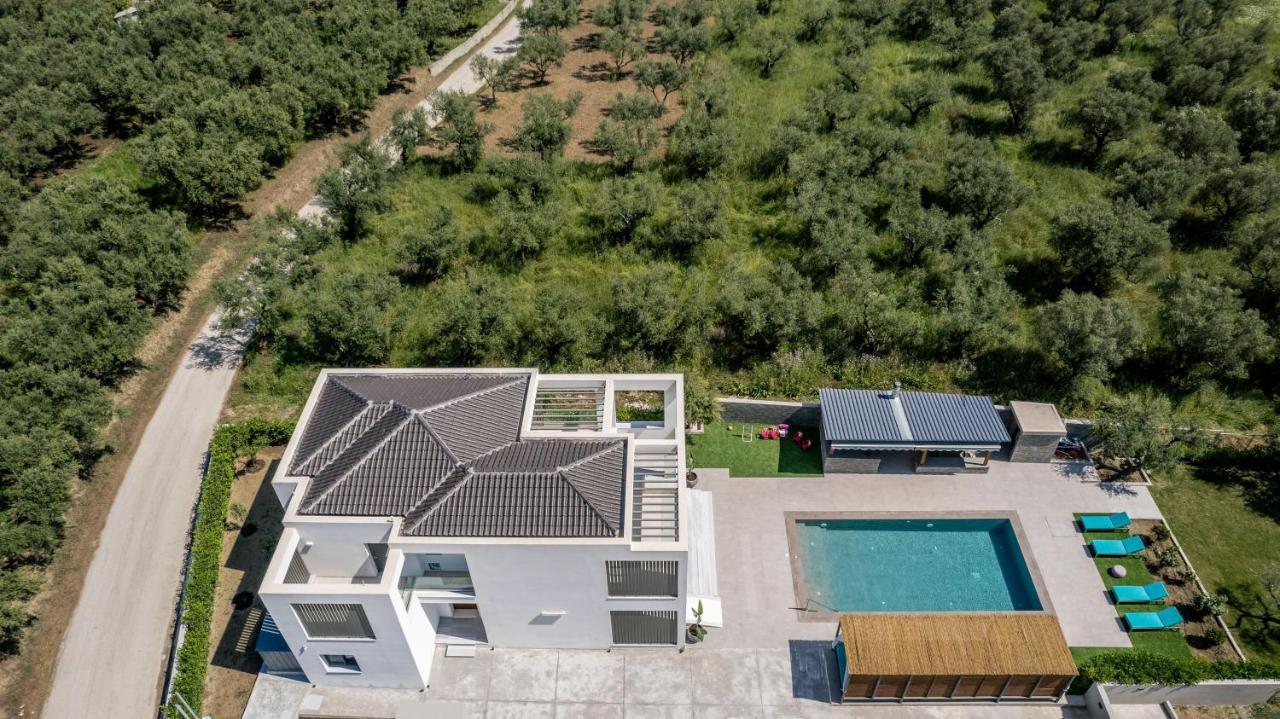 Antonia Villa - Luxurious Serenity With Private Pool, By Zantewize Kalipádhon Dış mekan fotoğraf