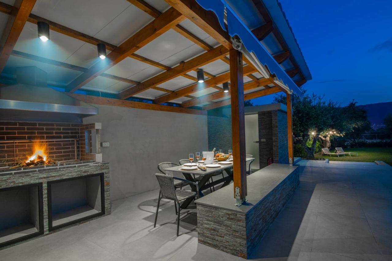 Antonia Villa - Luxurious Serenity With Private Pool, By Zantewize Kalipádhon Dış mekan fotoğraf